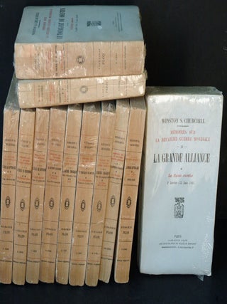 Item #26406 La Deuxieme Guerre Mondiale (French translation of Second World War). Winston S....